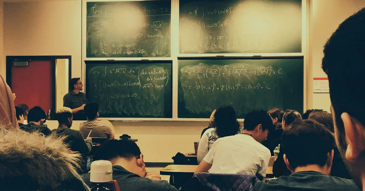 Simple Linear Regression : What! Can your Second term Grades can predict your Final term Grades?